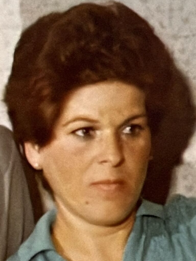 Gomez Andujar, Maria Dolores